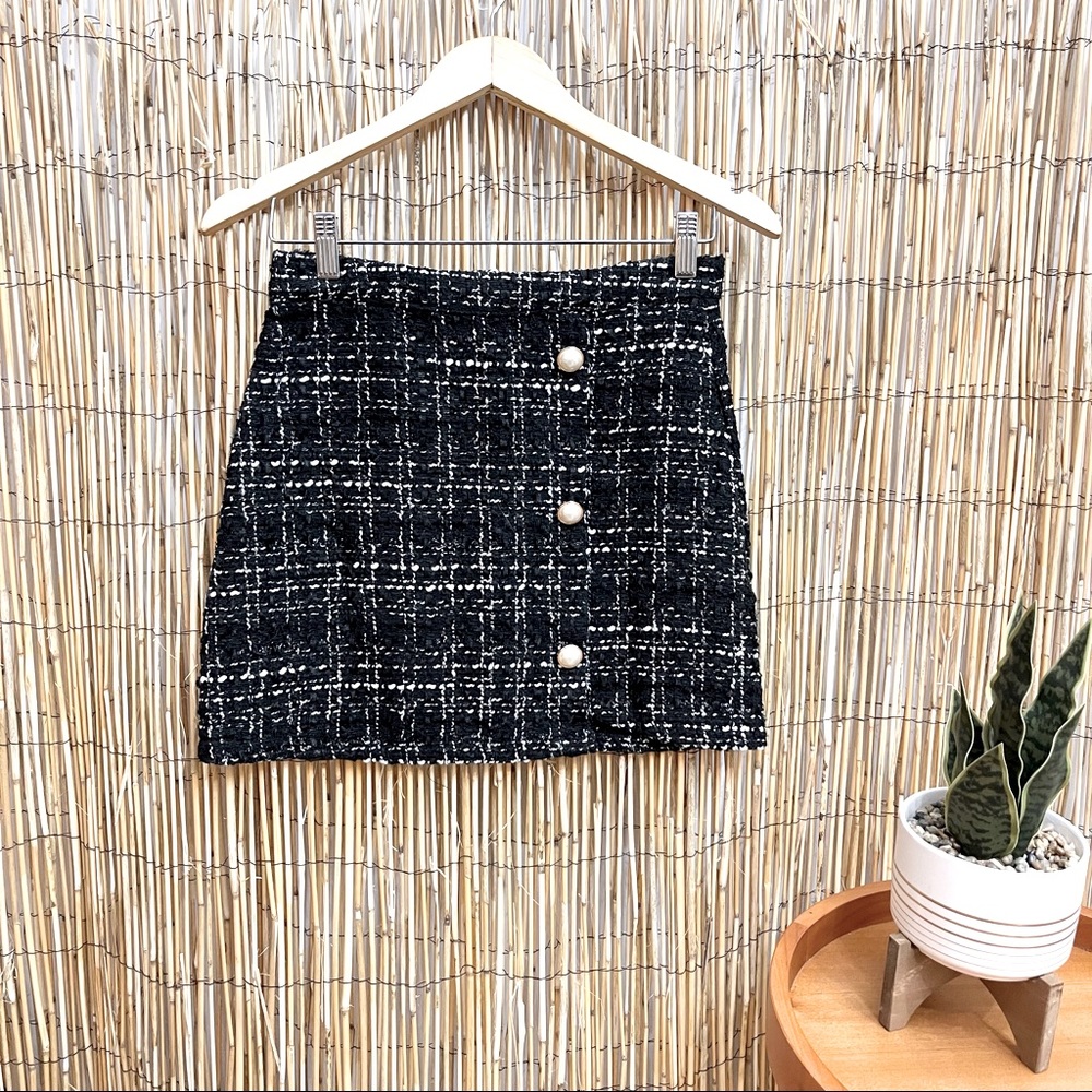 NWOT Black & White Tweed Mini Skirt - Picture 2 of 5